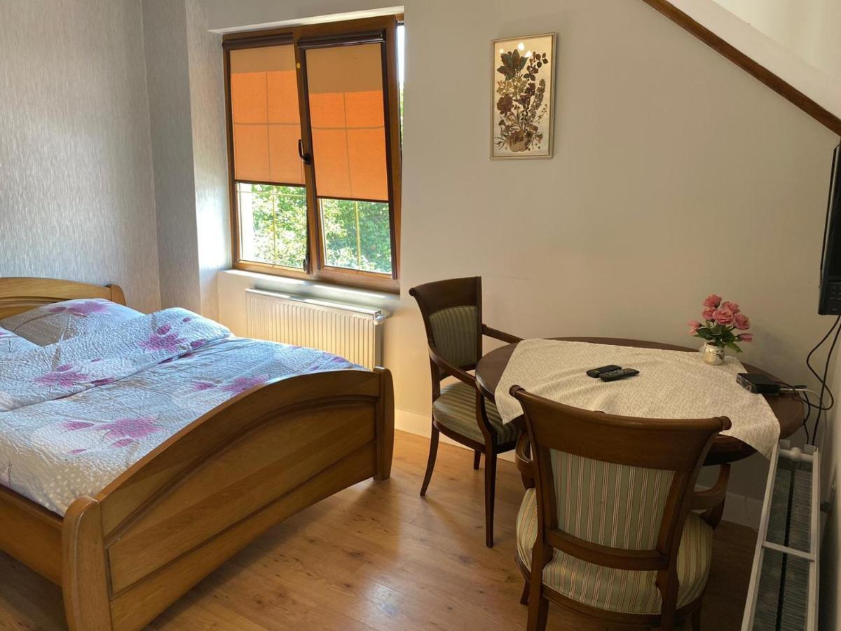 Gosciniec Zoska Hostel Ostrzyce Ngoại thất bức ảnh